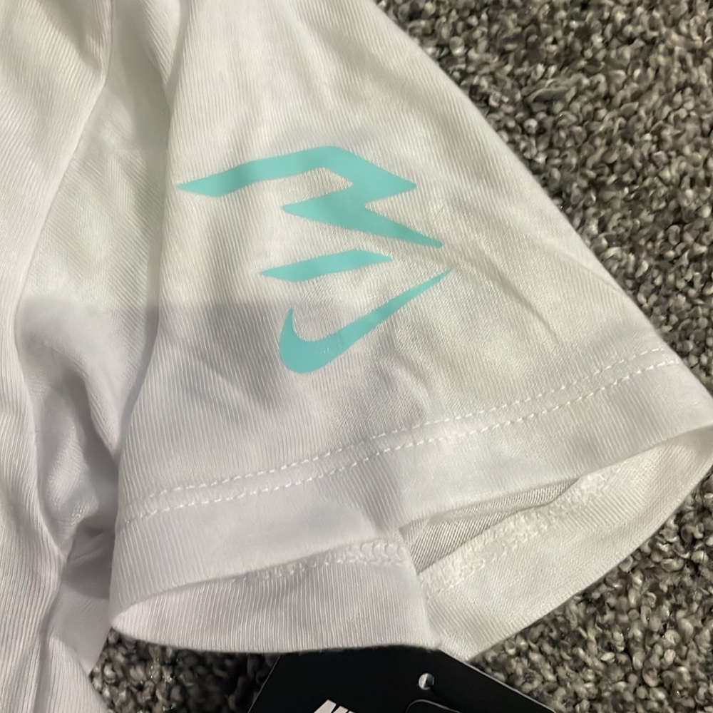 NEW! NIKE RUSSELL WILSON 3BRAND 2-PIECE SHORTS AND T-SHIRT SET. SIZE SMALL. - Picture 8 of 10